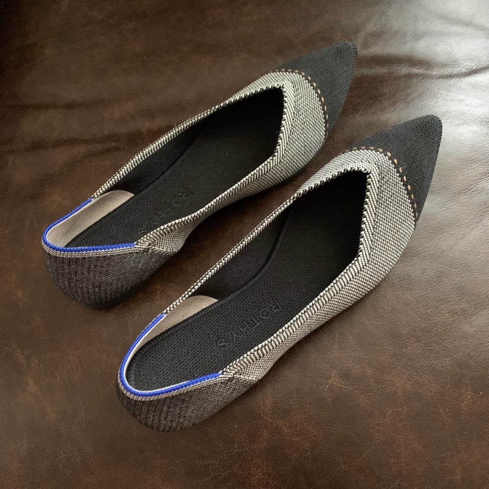 New Rothy's The Point Flats - Grey Mist Captoe